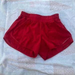 Lululemon Hotty Hot Low Rise shorts